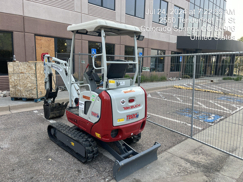2023 TAKEUCHI TB20e