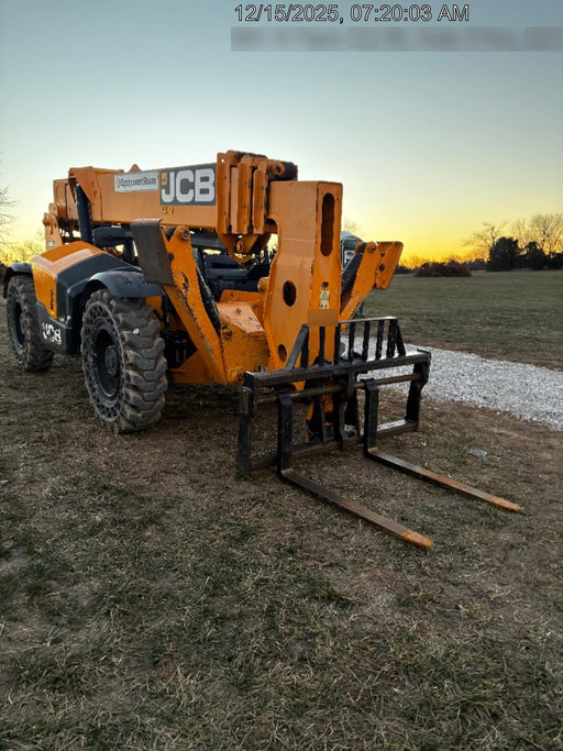 2019 JCB 510-56 Canopy, 74 HP, Solid Tires, STD Worklight, Beacon, Aux Hydraulics, Lifting Eye, Back up Alarm w/66" Carriage/60" Forks