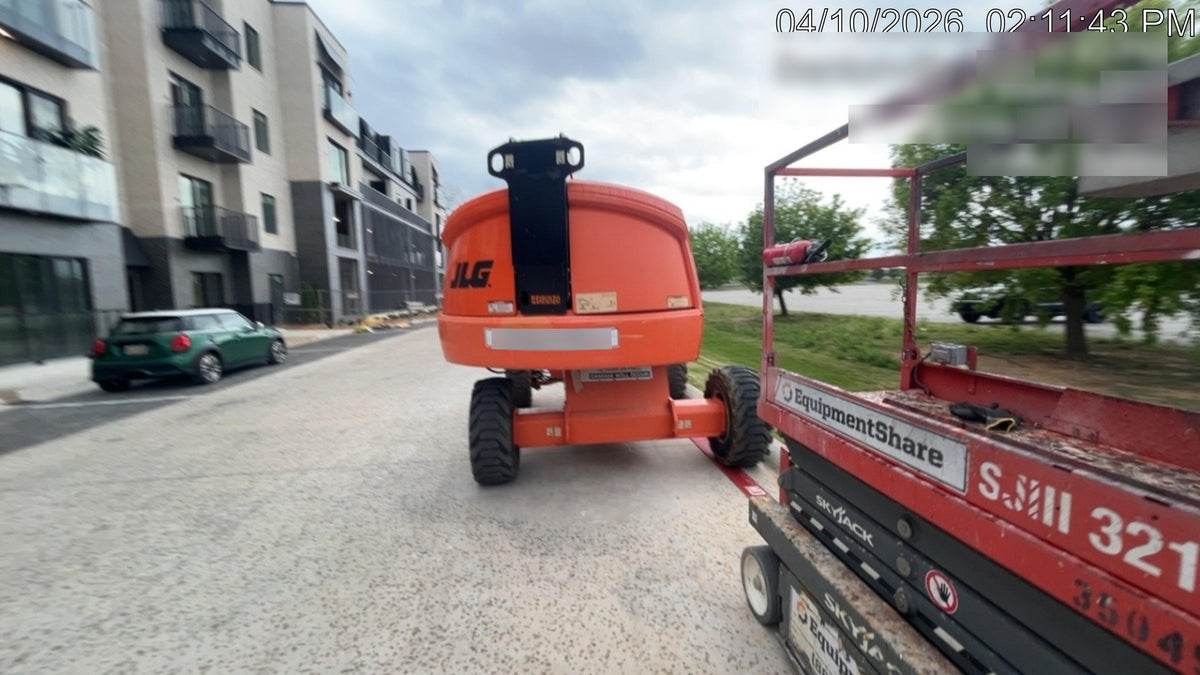 2019 JLG 460SJ