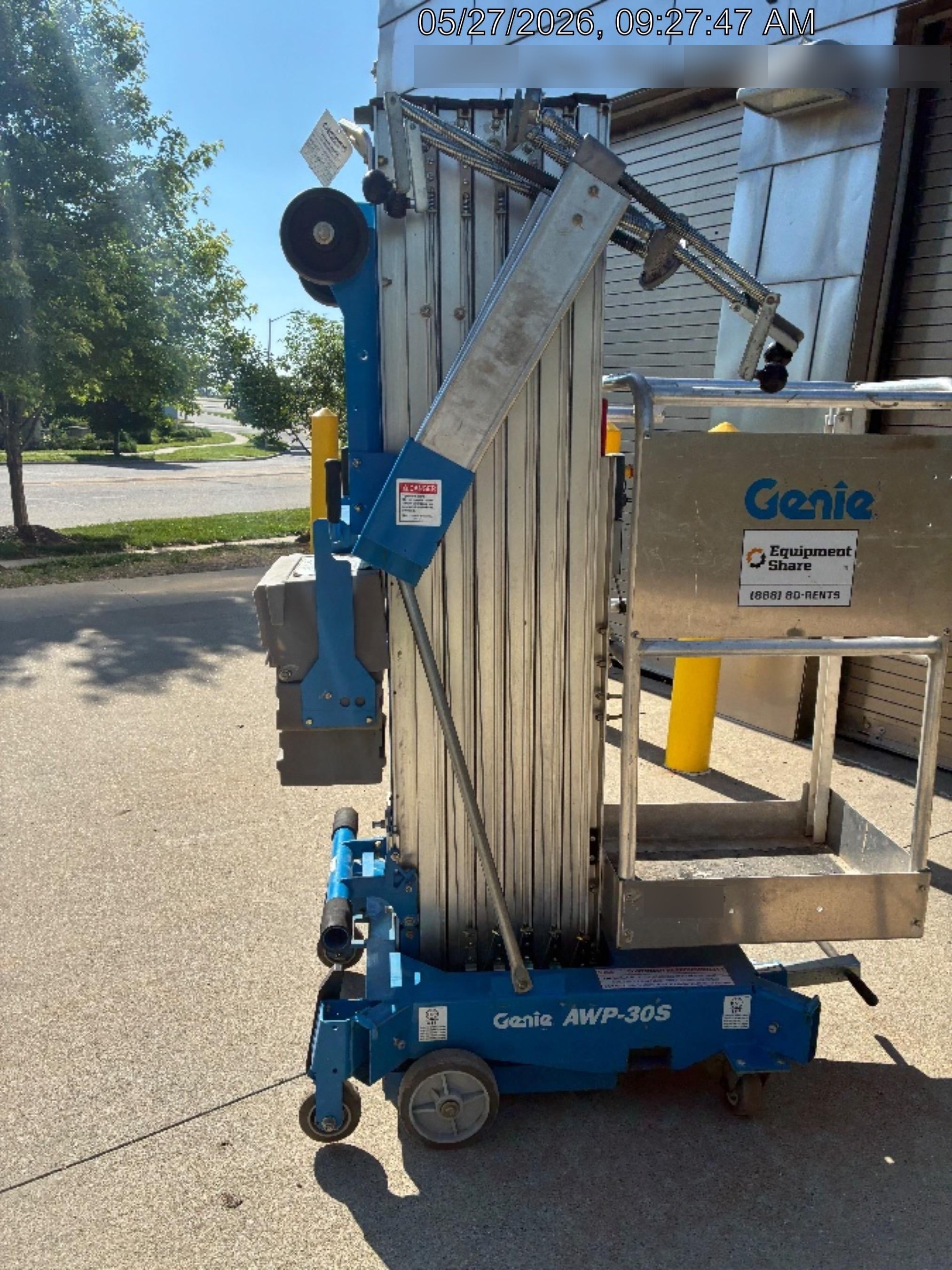 2020 GENIE AWP-30S