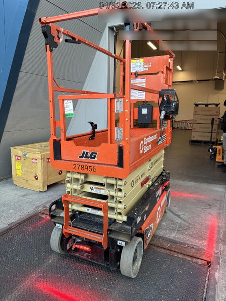 2022 JLG ES1932