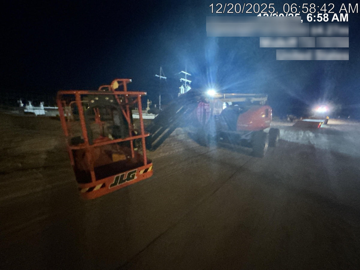 2025 JLG 600AJ