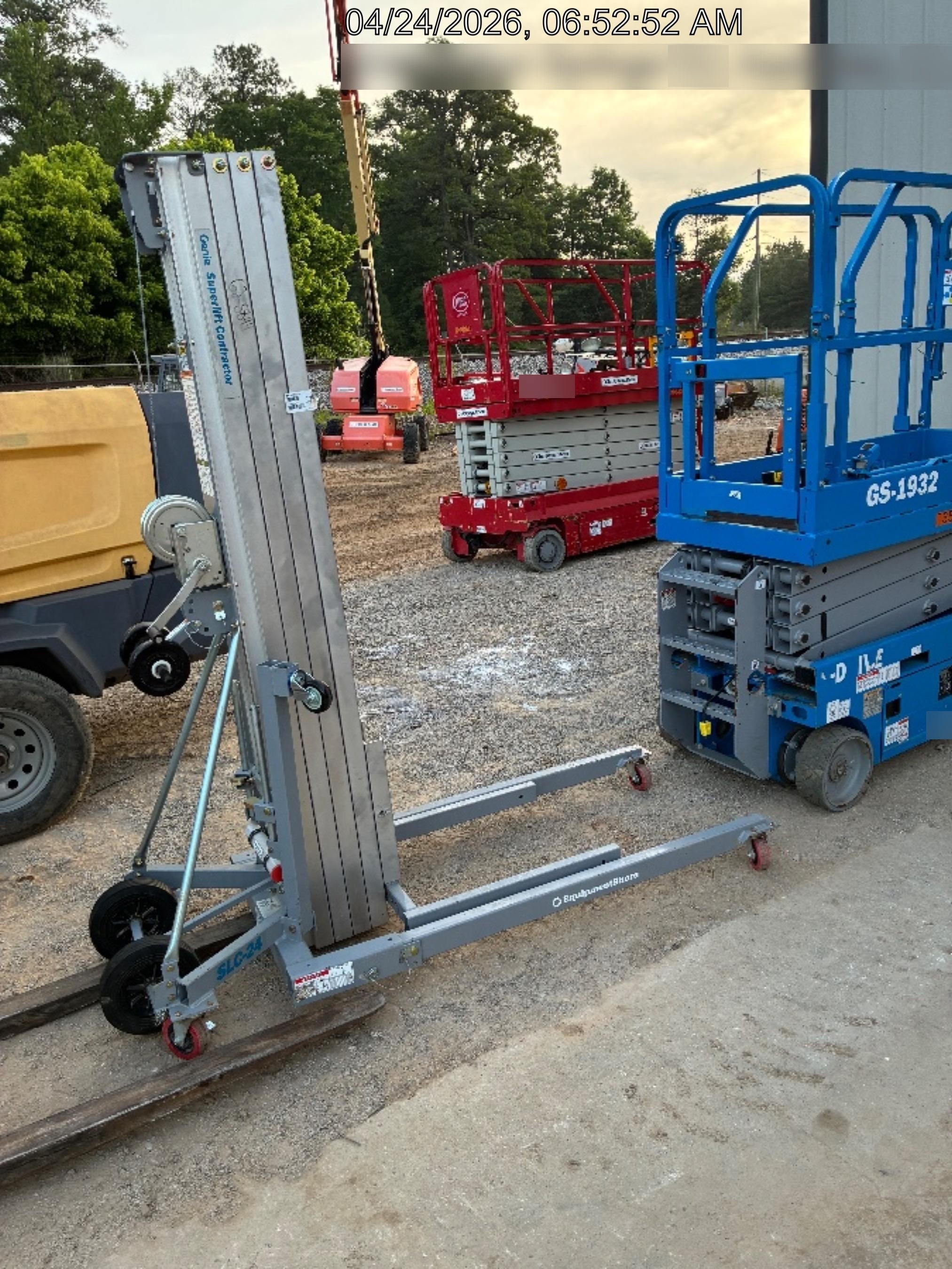 2025 GENIE SLC-24
