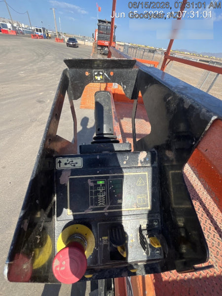 2022 JLG ES2632
