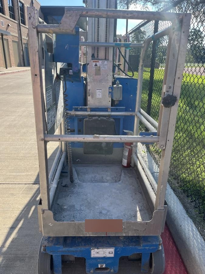 2019 GENIE GR-20