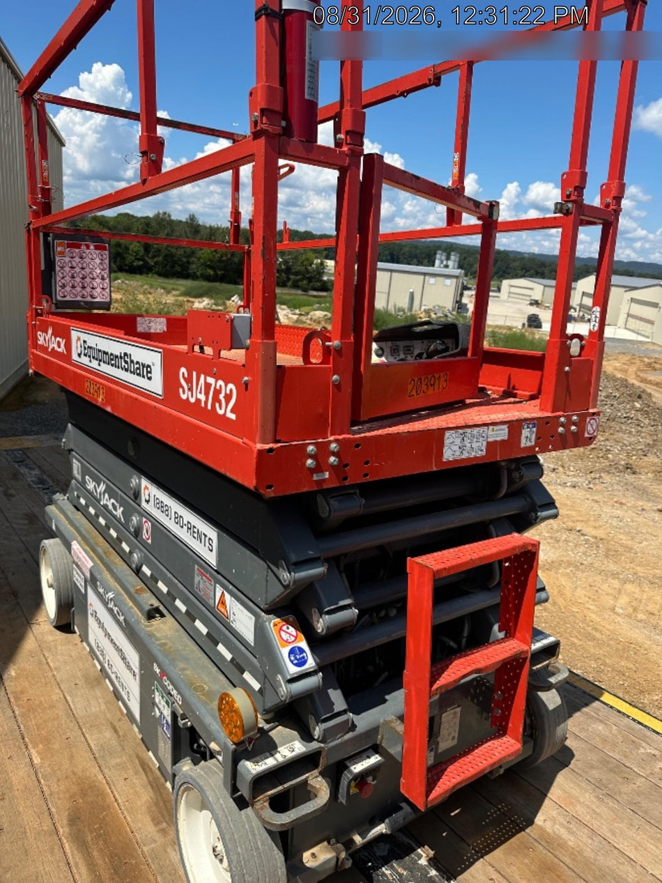 2022 SKYJACK SJ4732