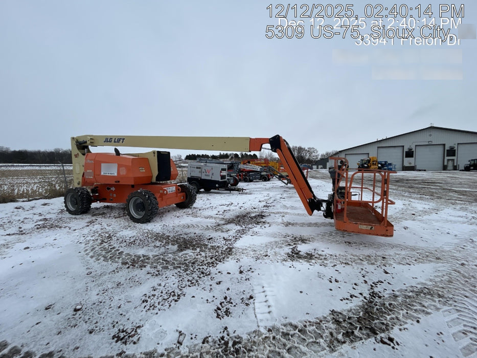 2021 JLG 800AJ