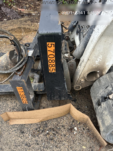 2025 ARROW MATERIAL HANDLING 24" Pallet Fork Frame