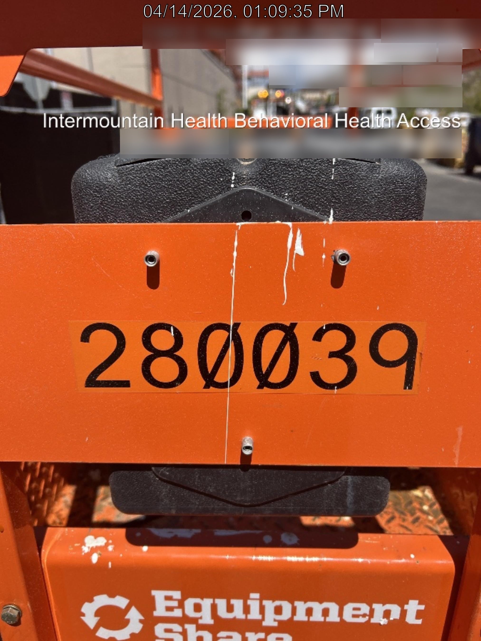 2022 JLG ES1932