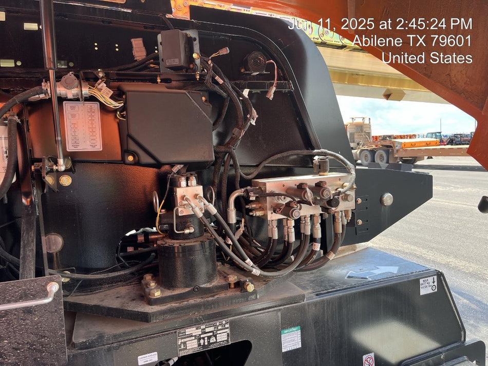 2025 JLG 660SJ