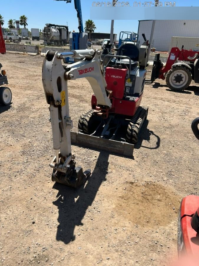 2023 TAKEUCHI TB210R