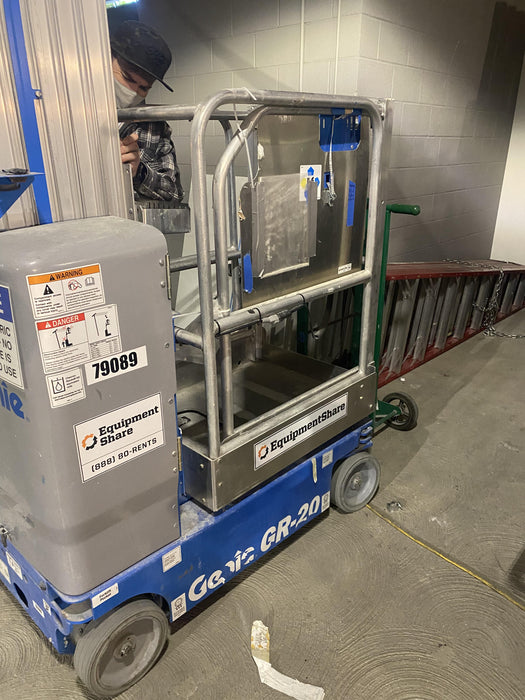 2020 GENIE GR-20