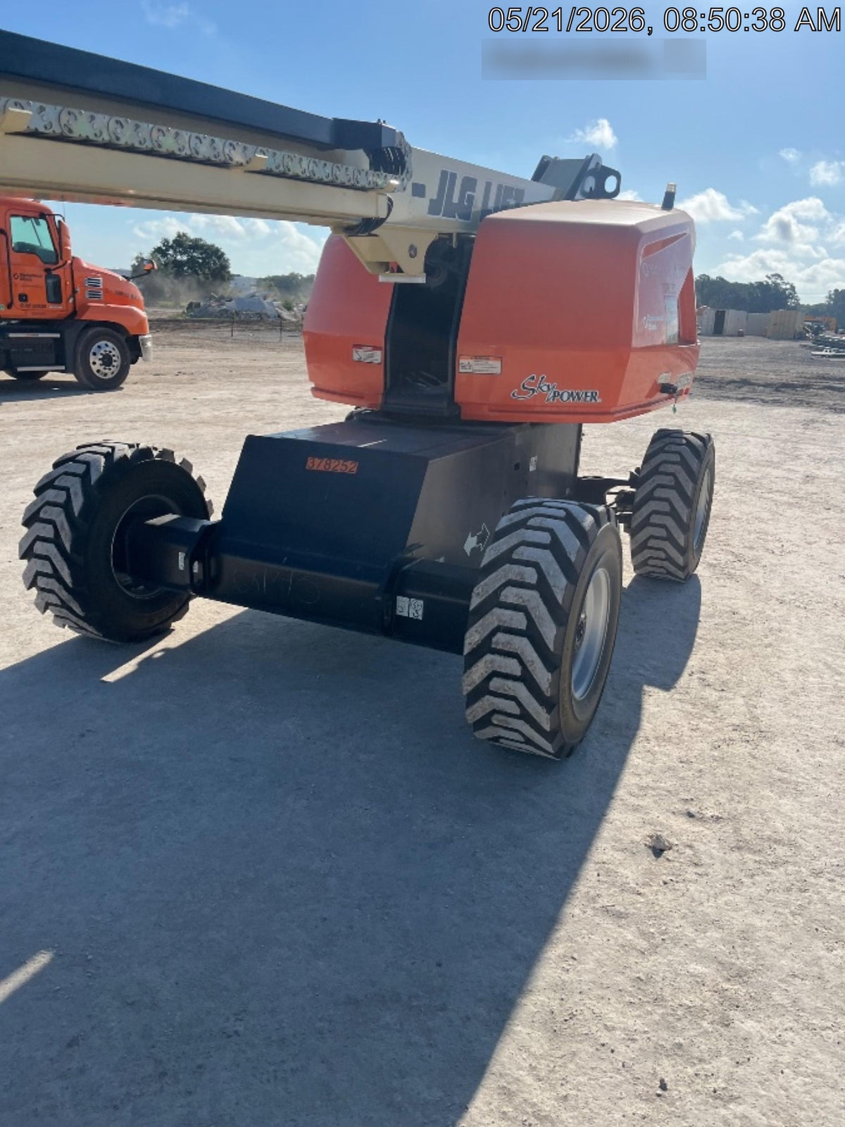 2023 JLG 460SJ