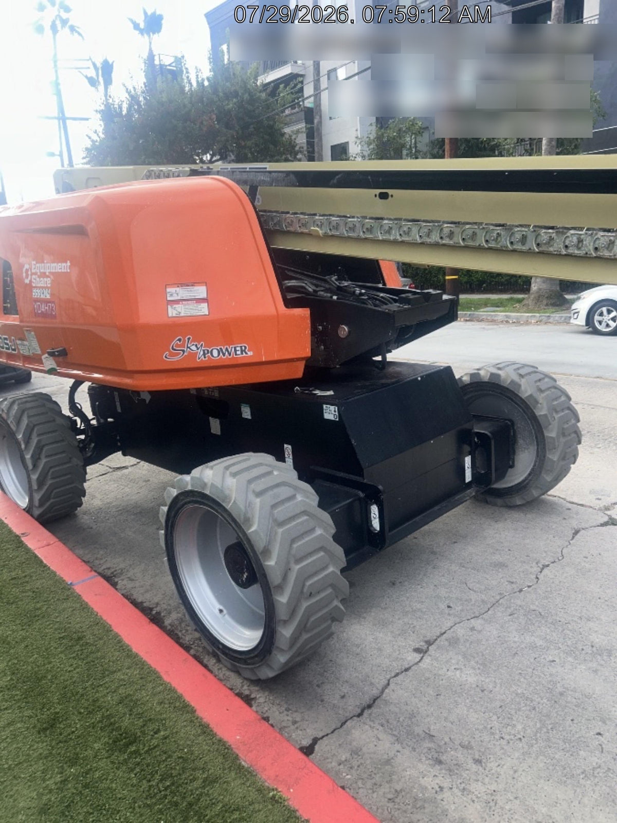 2025 JLG 660SJ