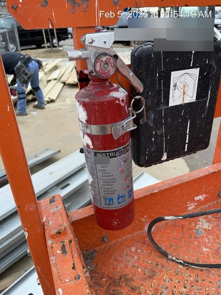 2022 JLG ES1932