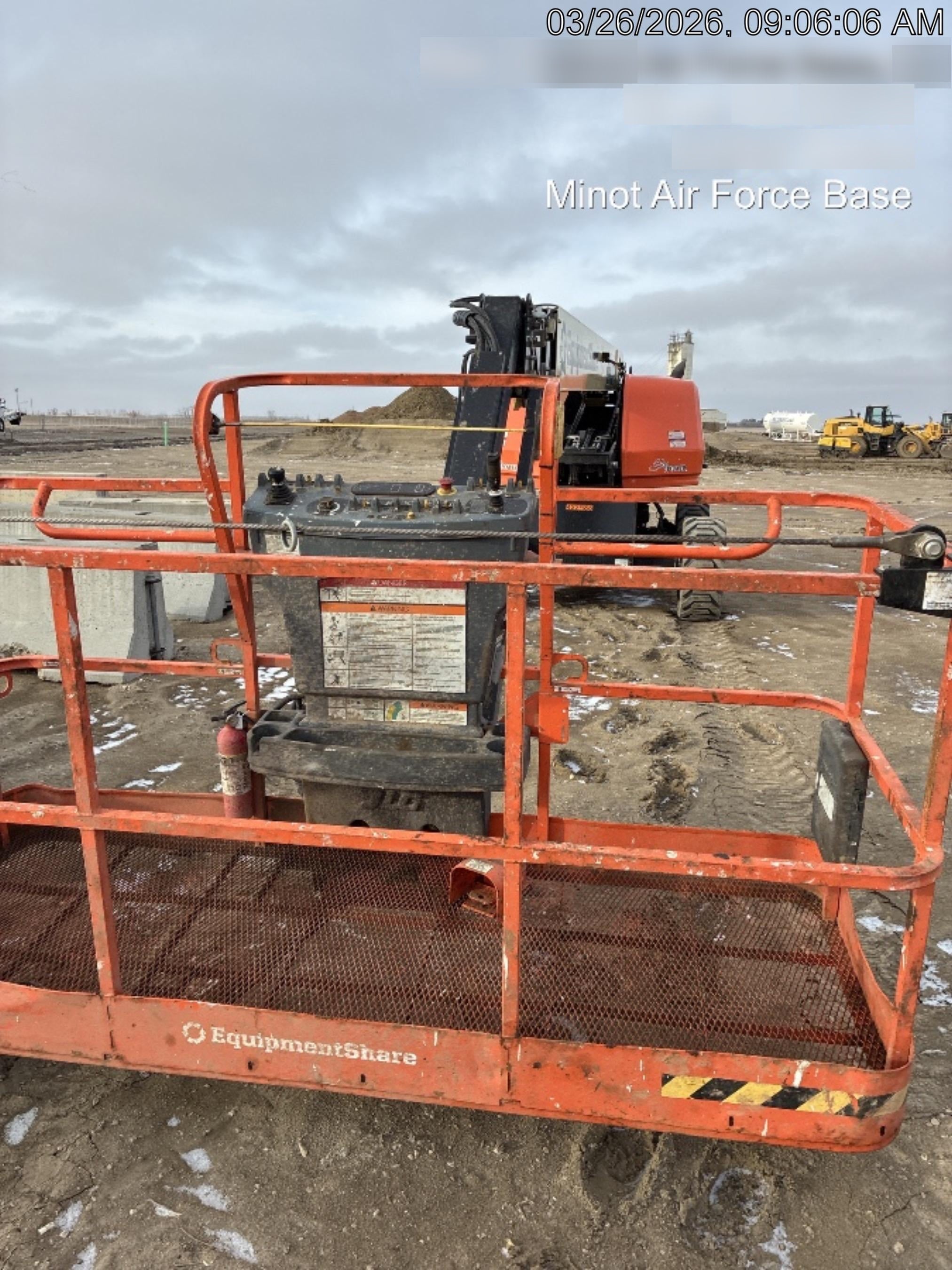 2024 JLG 660SJ