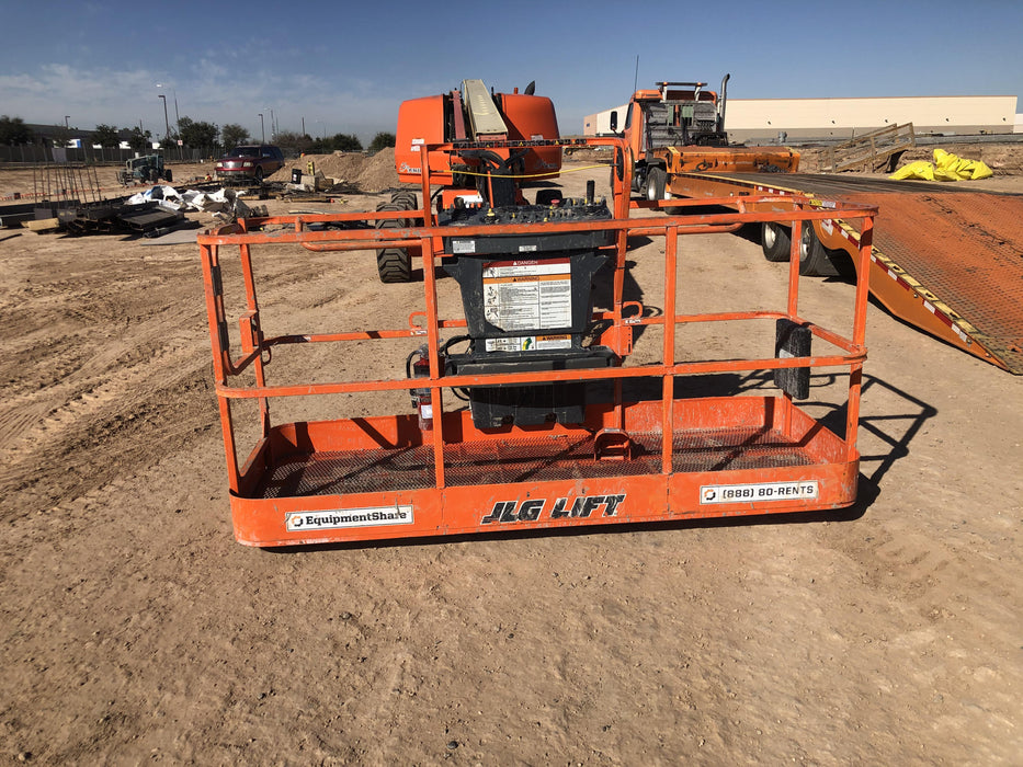 2021 JLG 660SJ