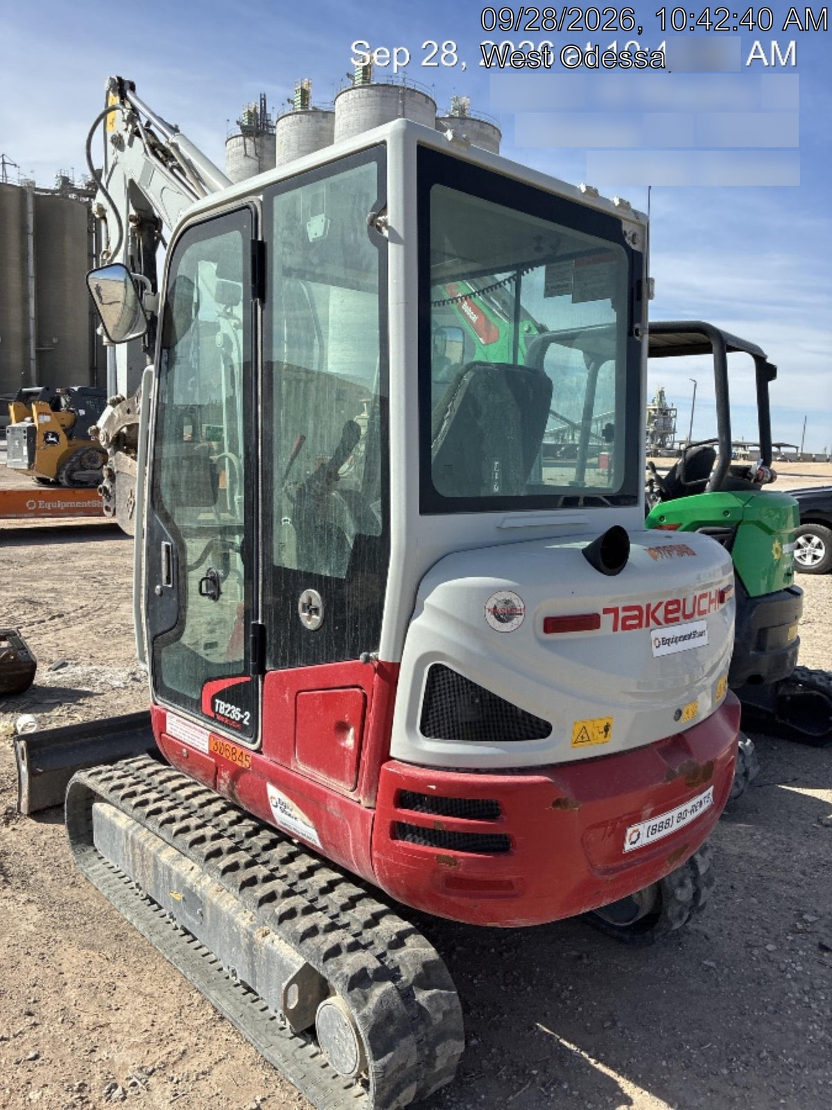 2023 TAKEUCHI TB235-2CR