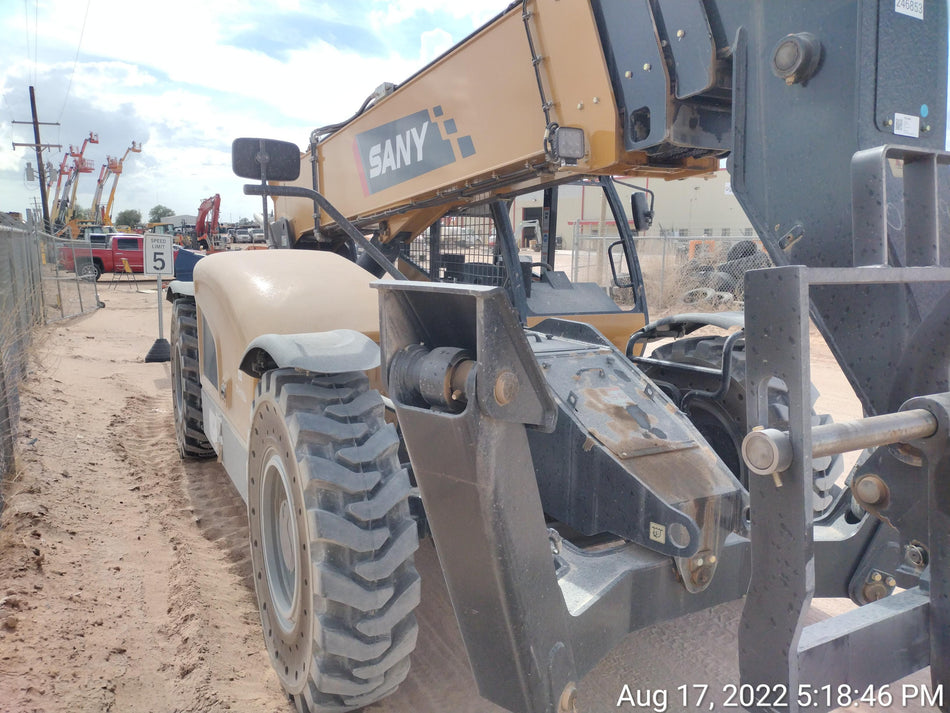 2022 SANY STH1056
