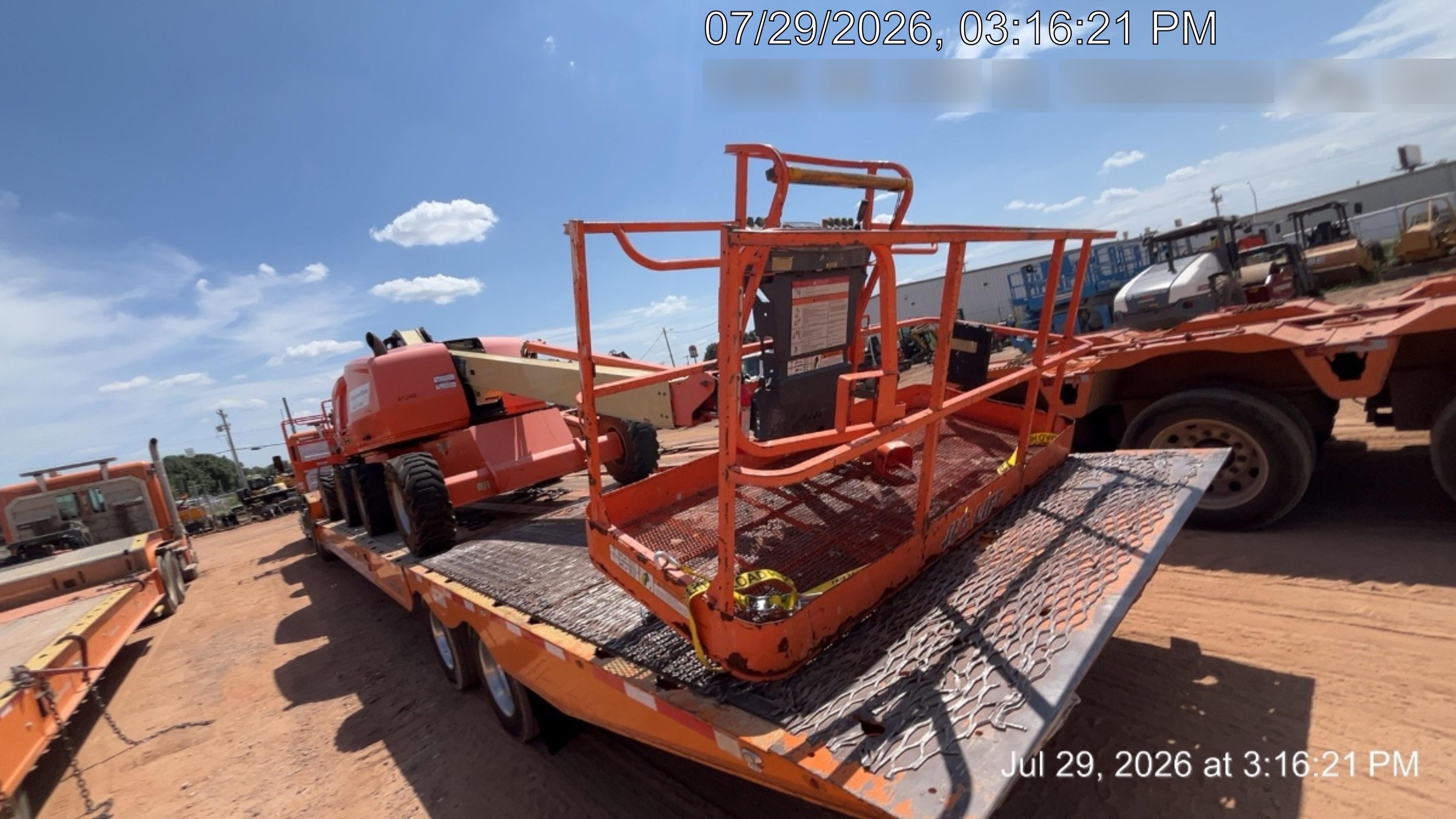 2019 JLG 400S