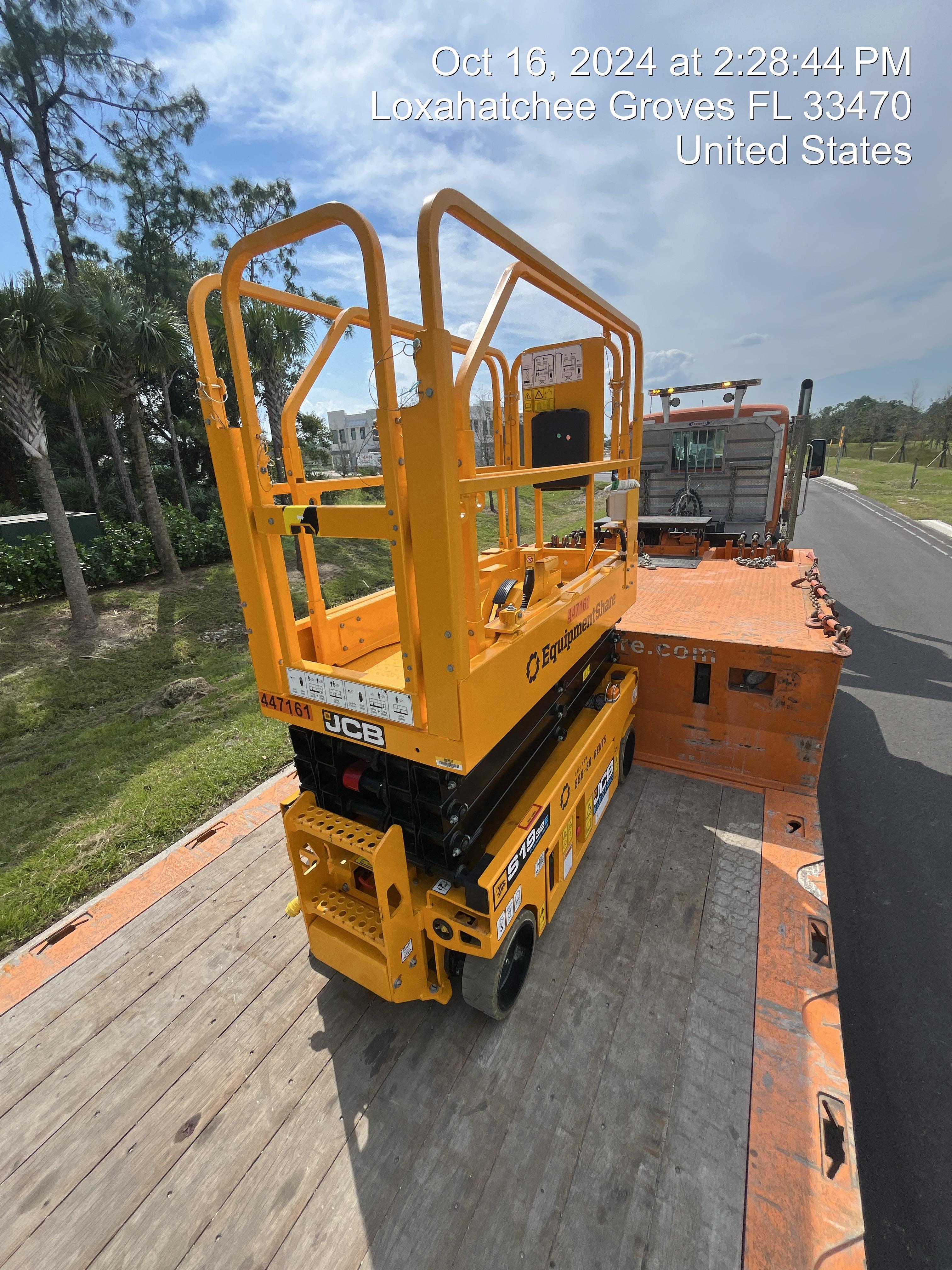 2024 JCB S1932E