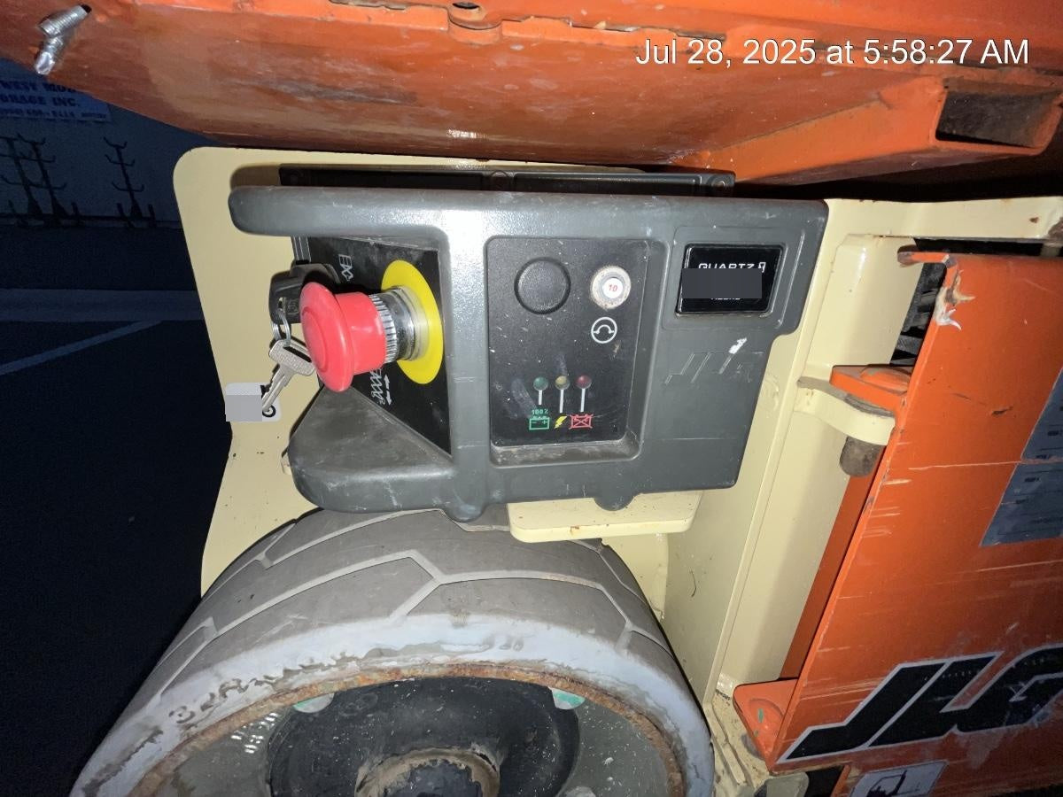 2021 JLG 1230ES