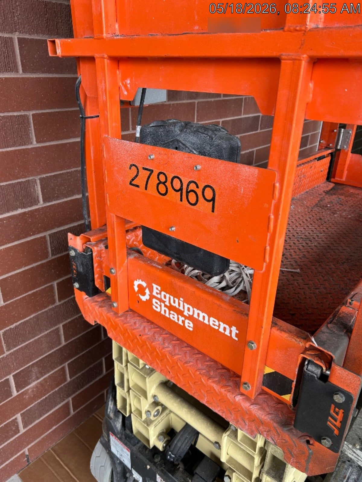 2022 JLG ES1932
