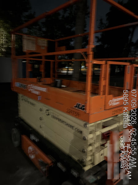 2022 JLG ES3246