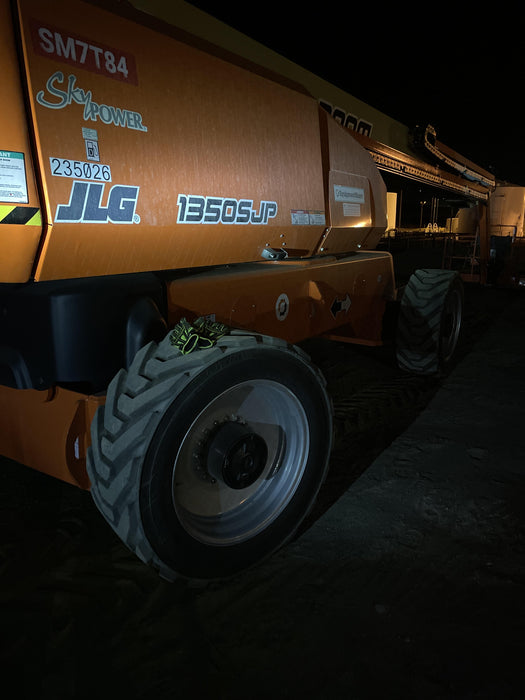 2022 JLG 1350SJP