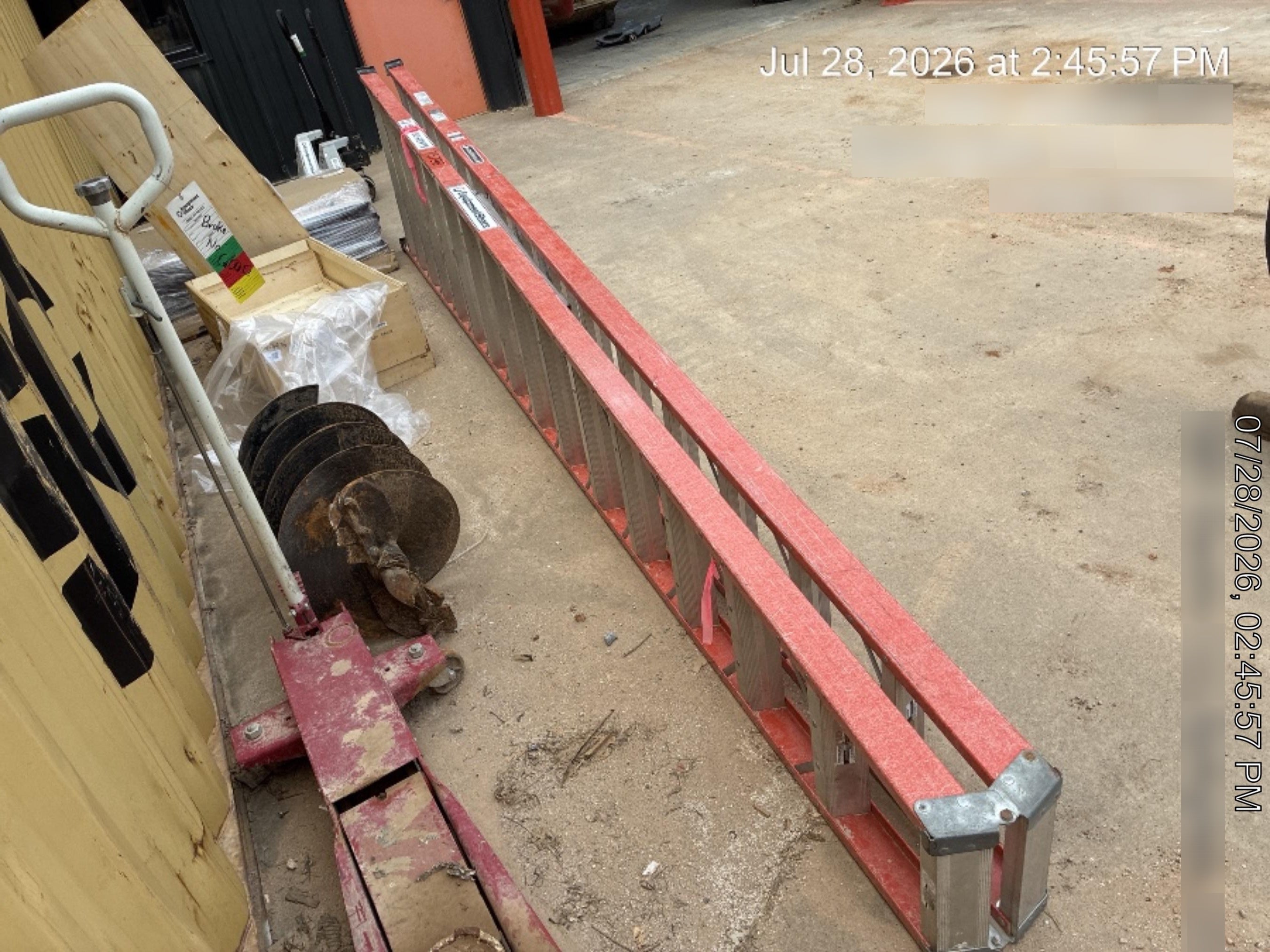 2020 LOUISVILLE LADDER FM1416HD