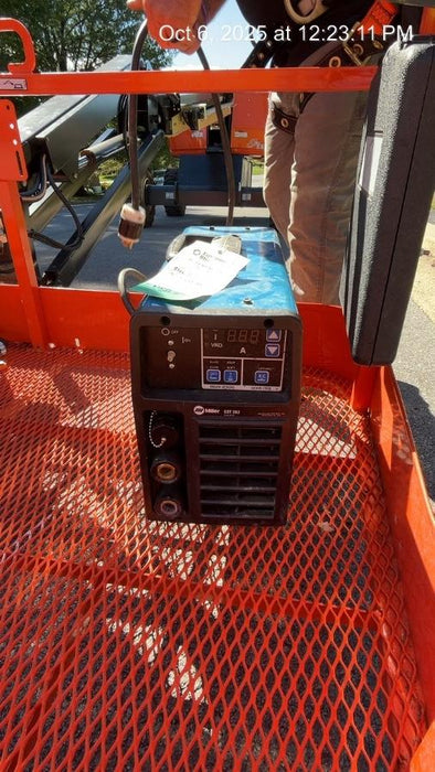 2025 MILLER ELECTRIC CST-282