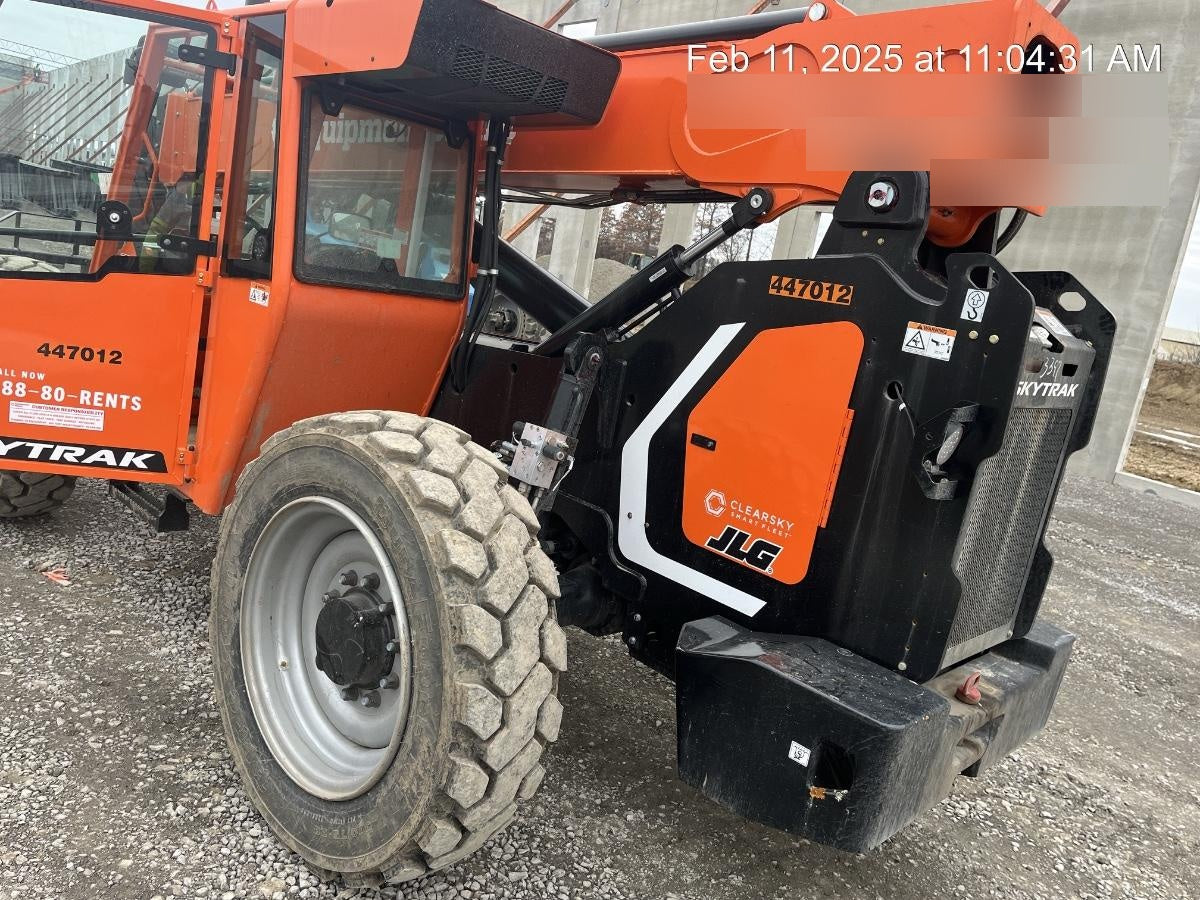 2024 SKYTRAK 8042