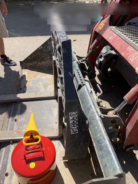 2024 PALADIN 48" Pallet Forks - Paladin
