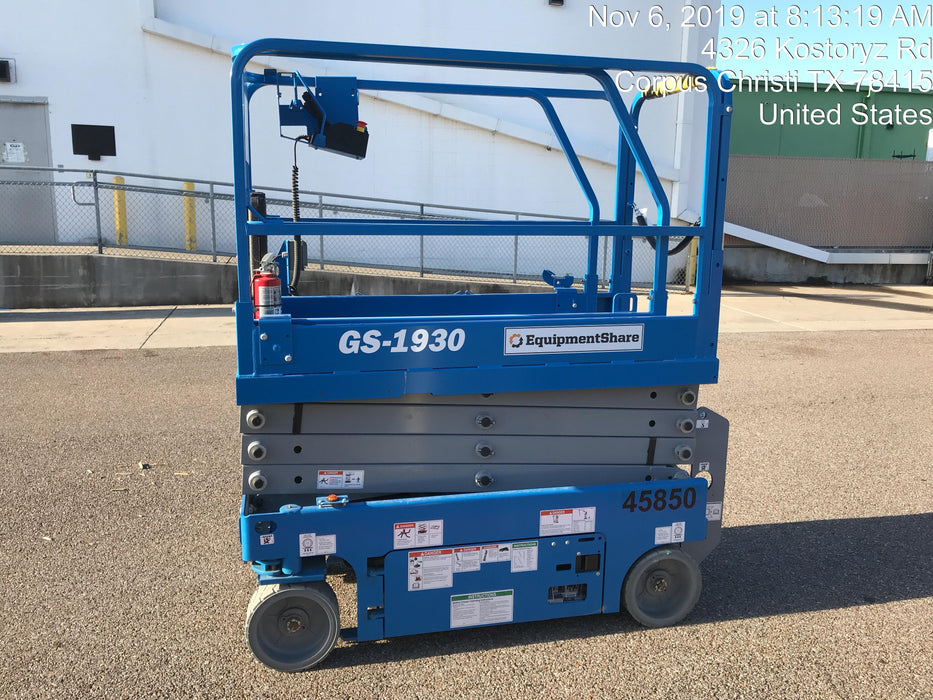 2019 Genie GS-1930 Fixed rails with chain Entry