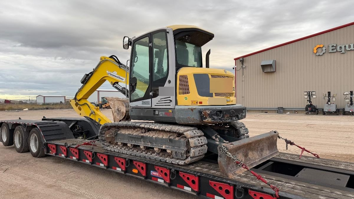 Wacker Neuson ET90 Enclosed Cab, Hybrid Tracks, Long Dipperstick, Bucket