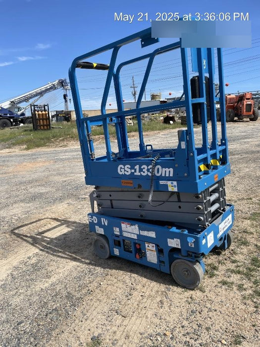 2021 GENIE GS-1330m