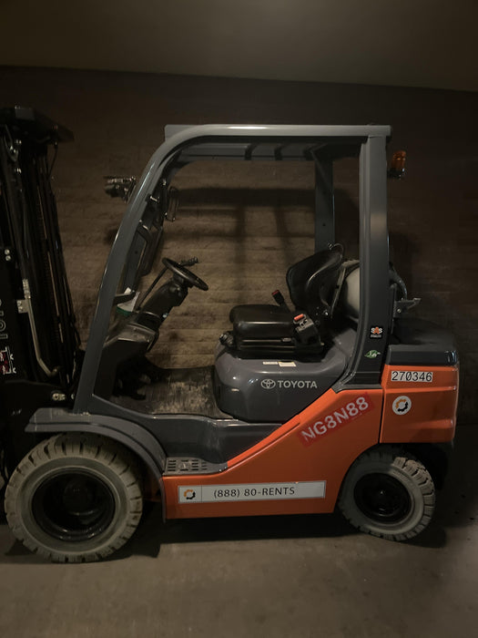 2022 TOYOTA 50-8FGU25