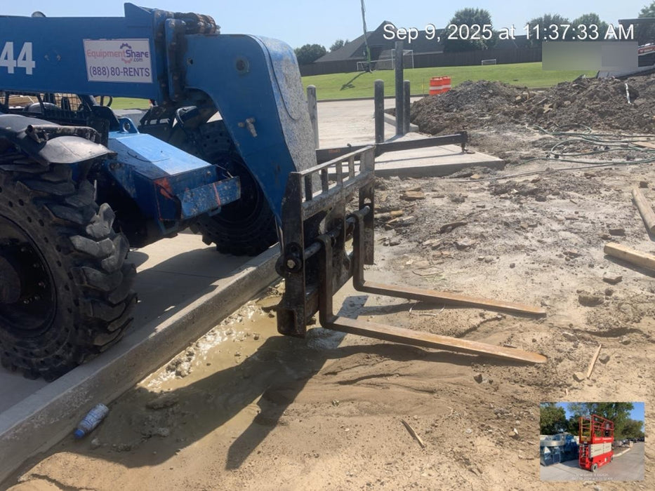 2017 Genie GTH-844 Genie GTH 844, Solid Tires, 60" carriage, Open ROPS - SN GTH08E-10880