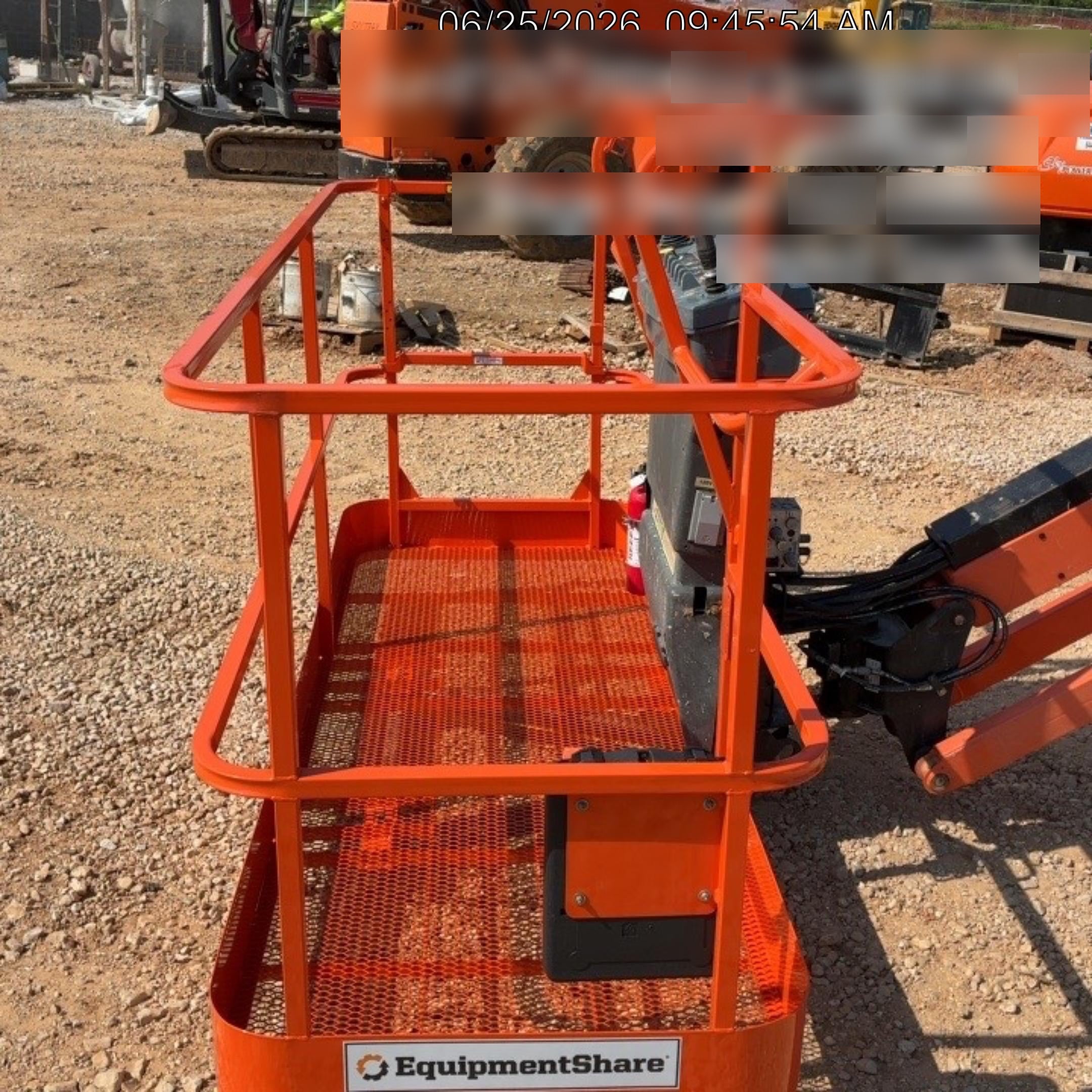 2018 JLG 660SJ