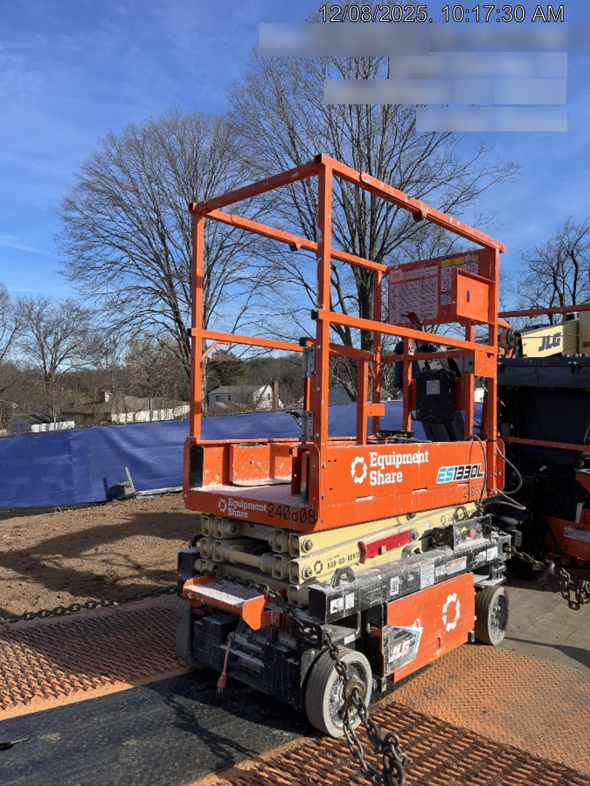 2022 JLG ES1330L