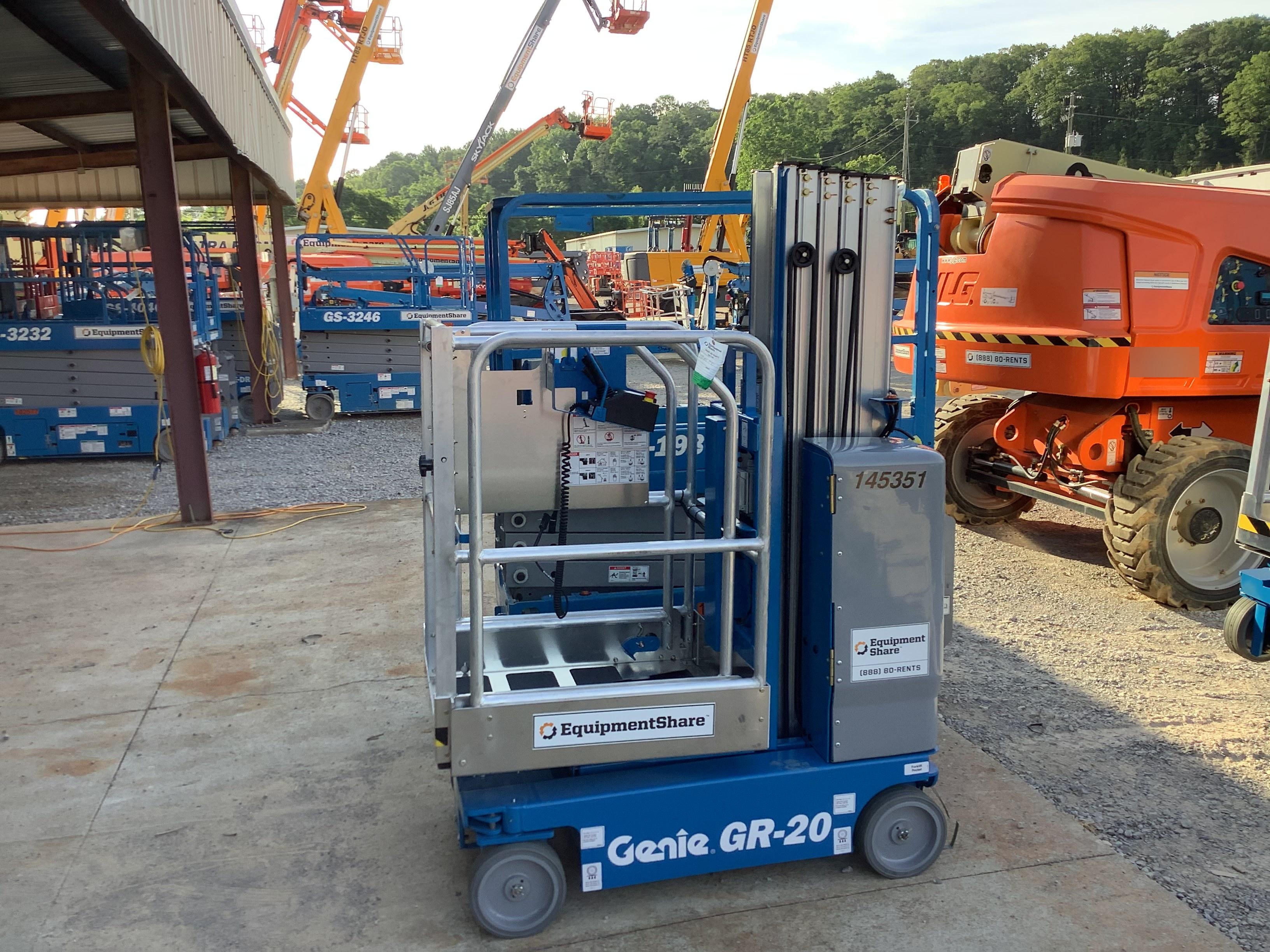 2021 GENIE GR-20