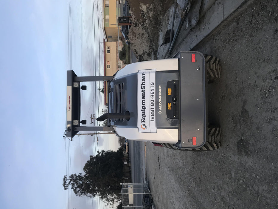 2019 DYNAPAC CA1400D