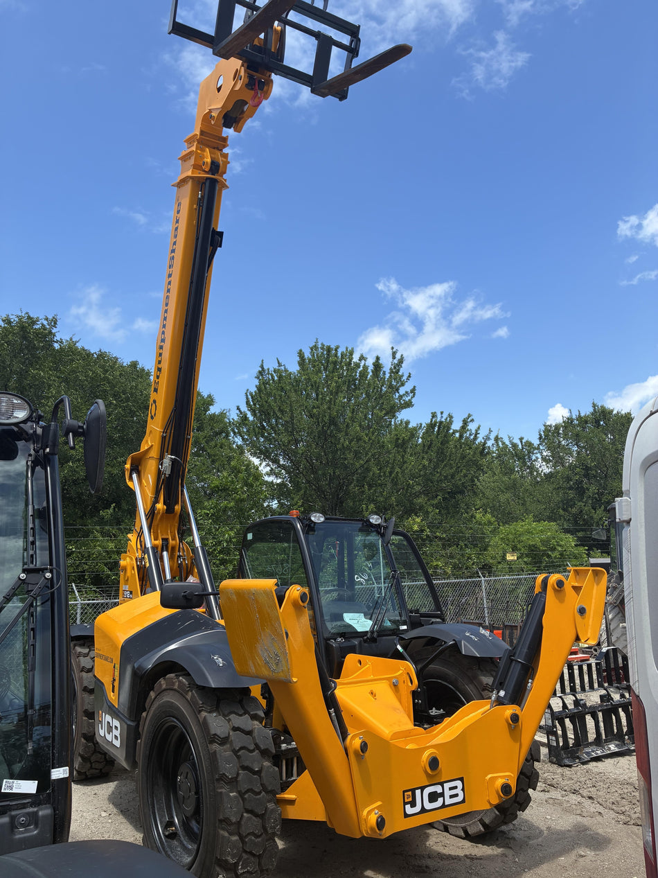 2026 JCB 512-56