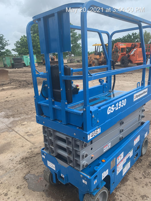 2020 Genie GS-1930 Fixed rails with chain entry gate - Pre A92.20