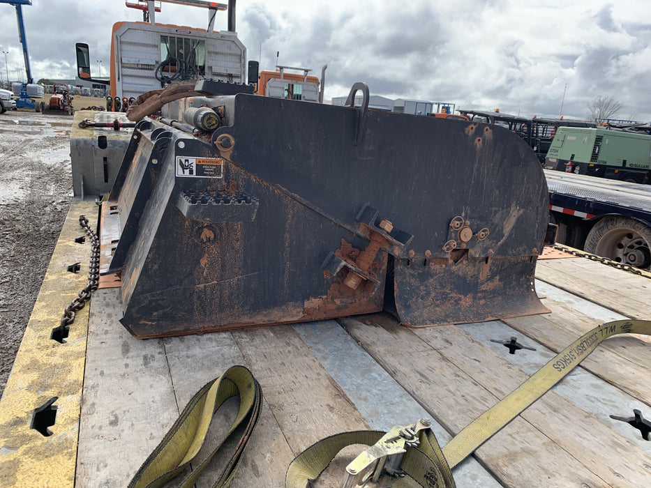 2021 PALADIN Sweepster SB72