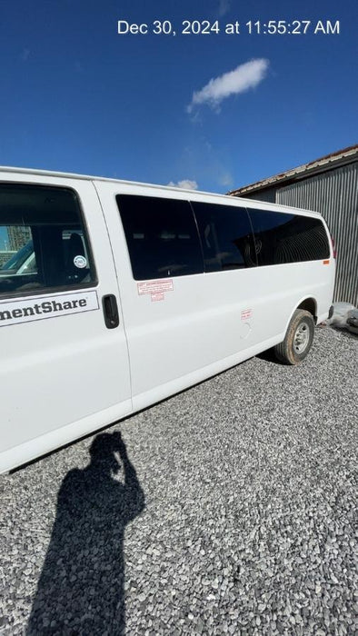 2023 CHEVROLET Express Van - Rental