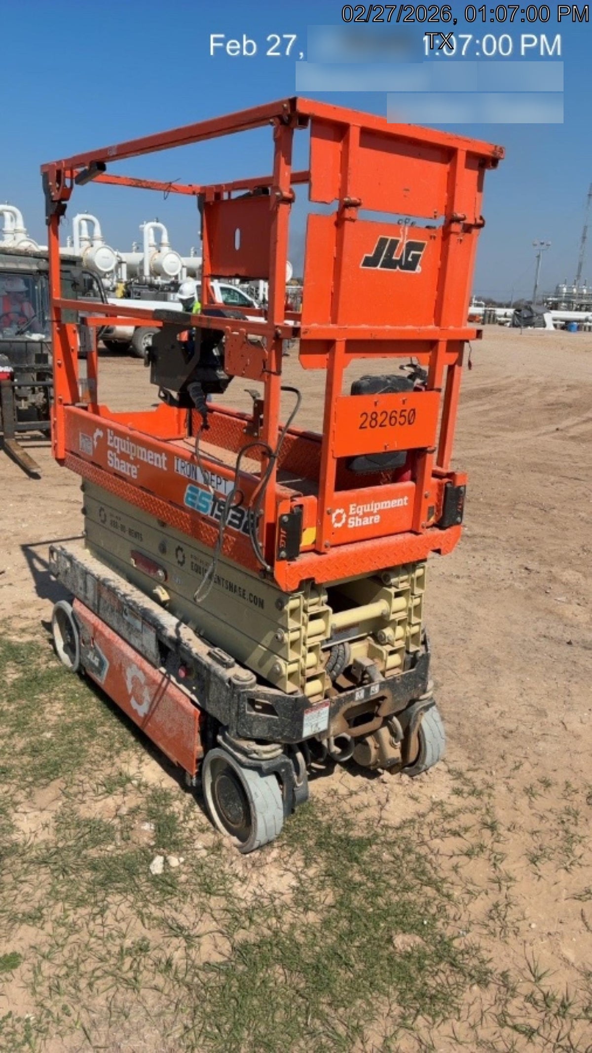 2022 JLG ES1932