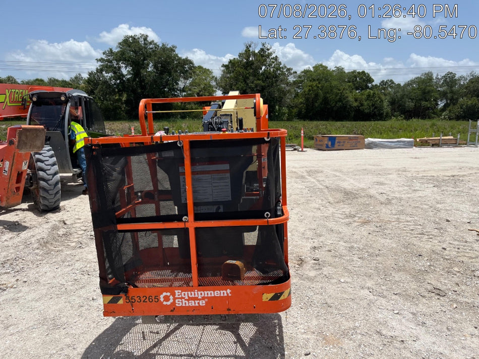 2025 JLG E300AJP