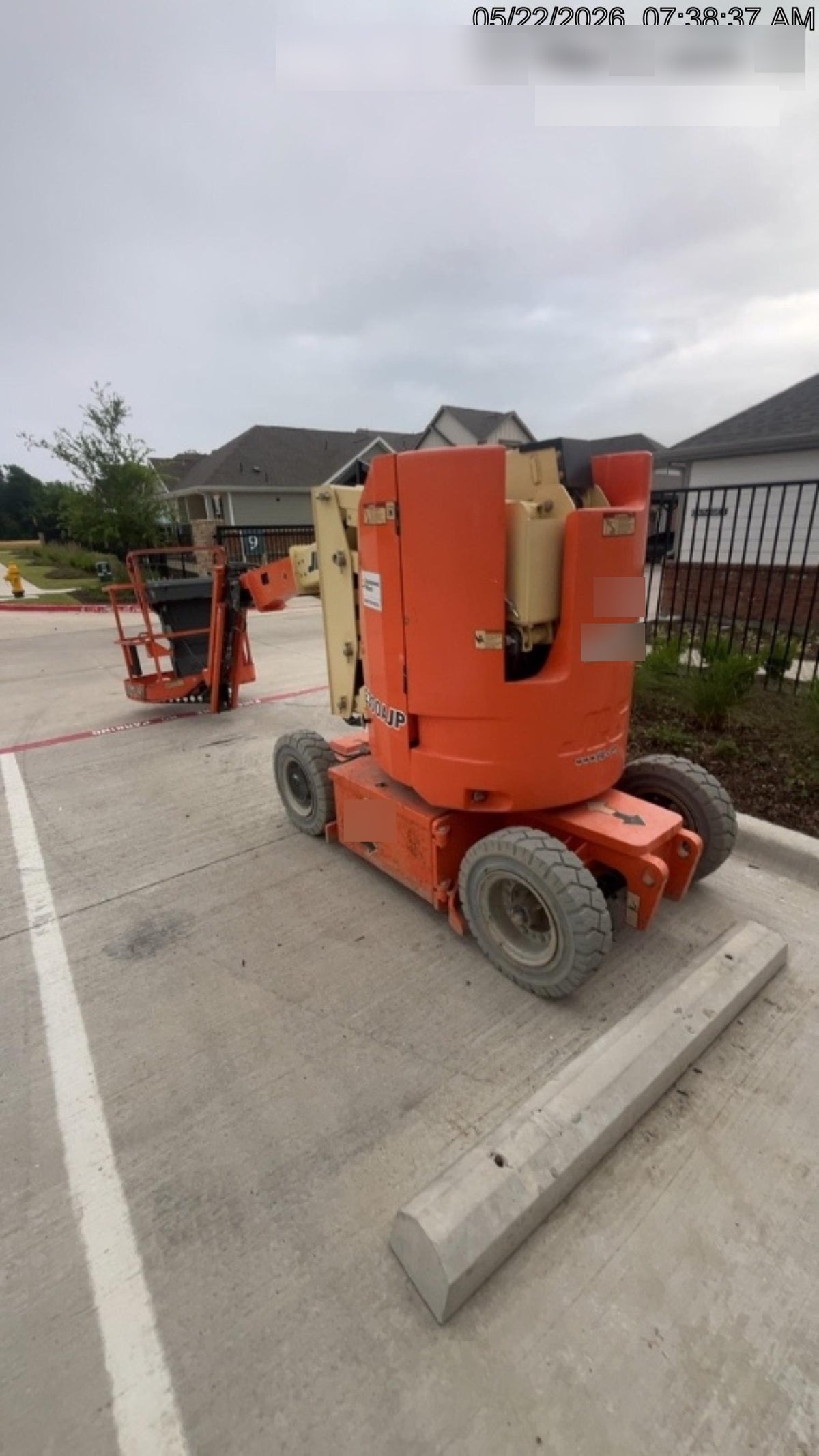 2019 JLG E300AJP