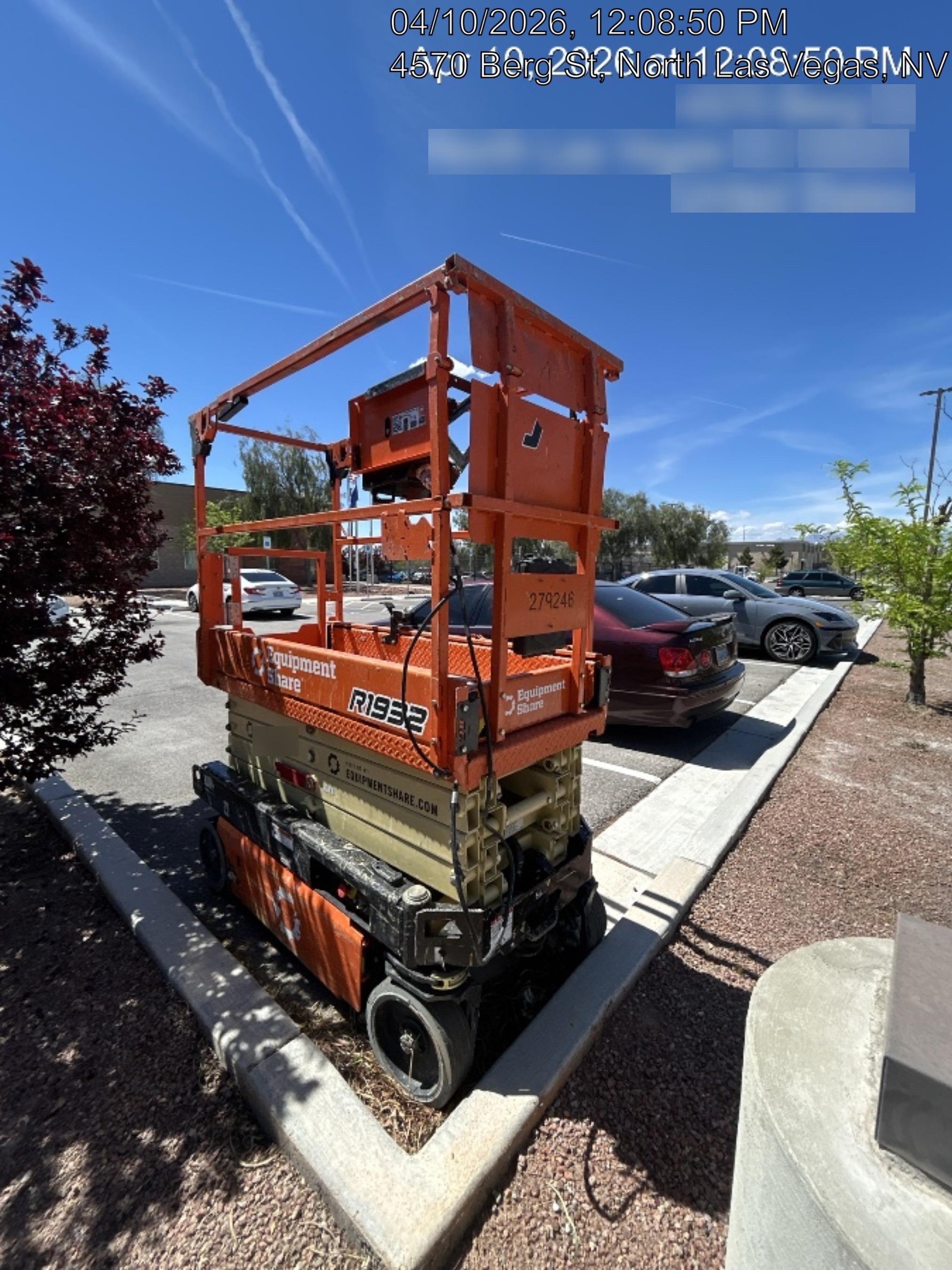 2022 JLG R1932